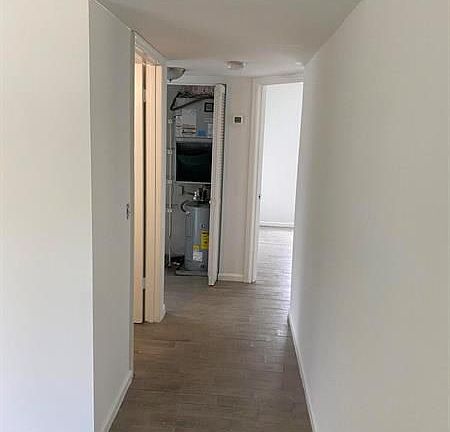 5th image of 1415 Lake Ave APT 1