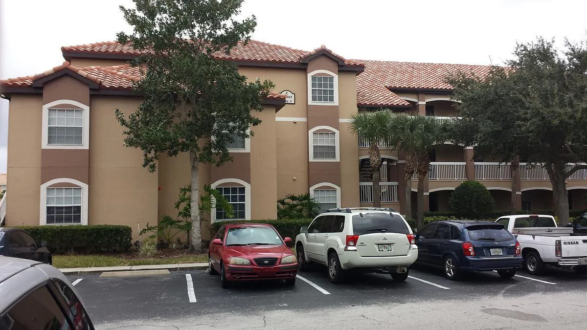 2 Bed 2 Bath Condo of 14037 Fairway Island Dr 225 — Photo 1