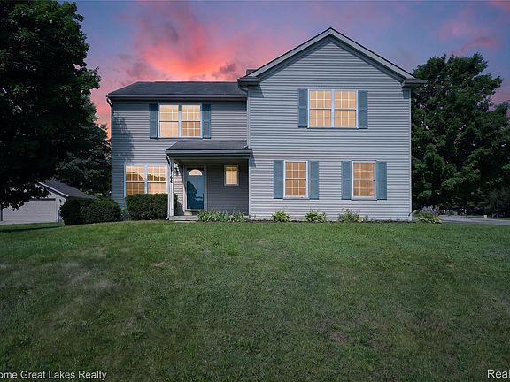 2nd image of 15168 Orchard Trl