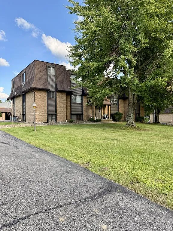 6365 Catawba Dr — Photo 1