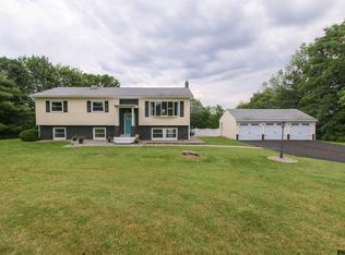 153 Bogden Rd, Broadalbin, NY 12025