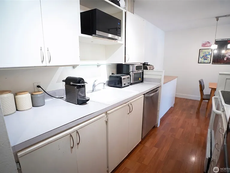 308 Summit Ave E #505 — Photo 9