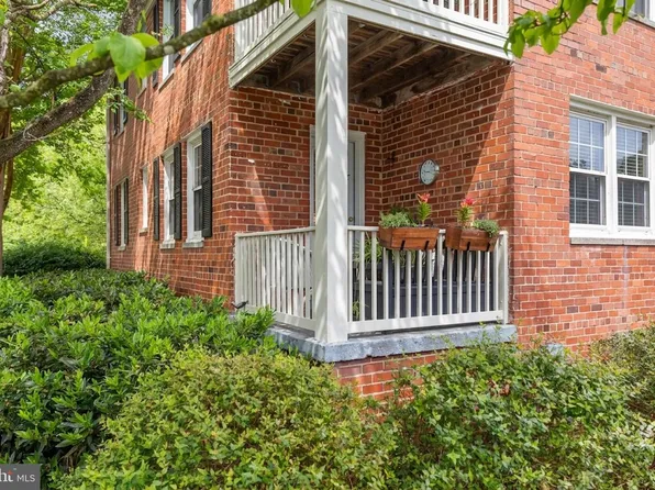 1104 Belle View Blvd APT A2, Alexandria, VA 22307