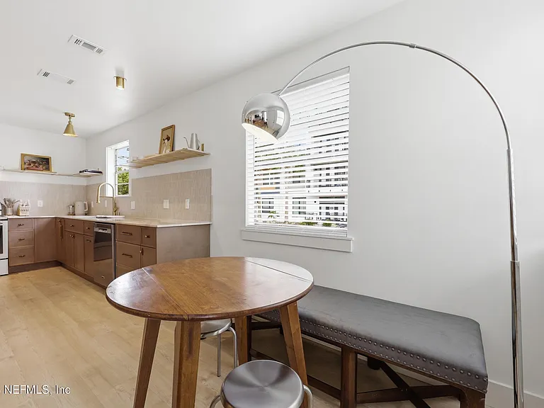 2304 Bethune Ave — Photo 18
