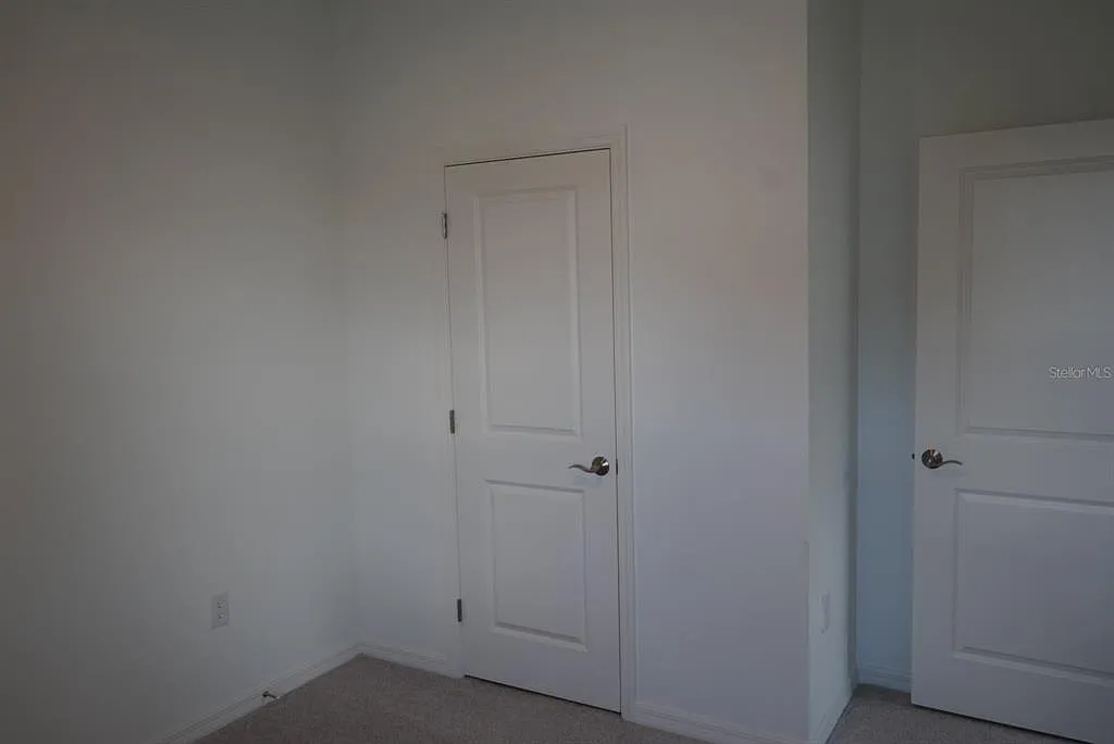 4 bed, 3.0 bath, 2198 sqft, $2,699 — Photo 4