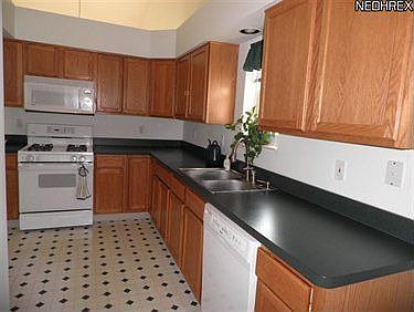 2nd image of 8292 Robinwood Ter