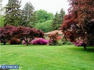 2738 Old Cedar Grove Rd, Broomall, PA 19008