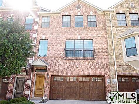 1st image of 7833 Fox Horn Dr