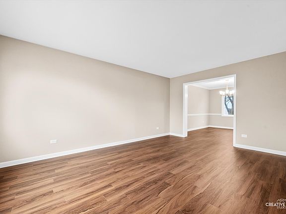4th image of 162 N Canyon Dr