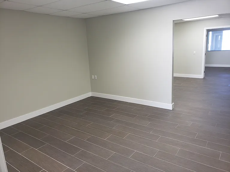 2440 Kiowa Blvd N — Photo 17