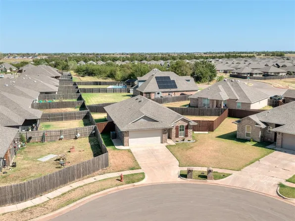 2709 NW 195th St, Edmond, OK 73012