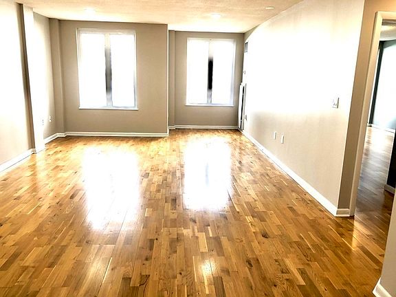 3rd image of 100 Marina Dr APT 207