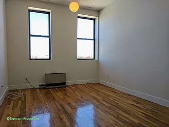 Rented by Manhattan Management LLC