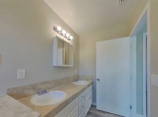 1126 W Ovington St #A1, Lancaster, CA 93534