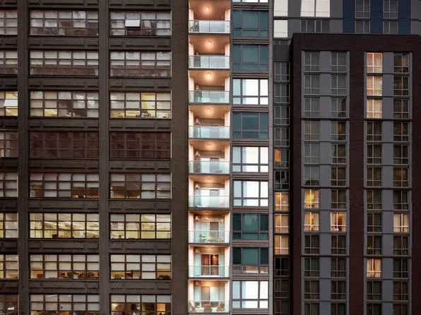 143 West 30th Street image 11 of 13