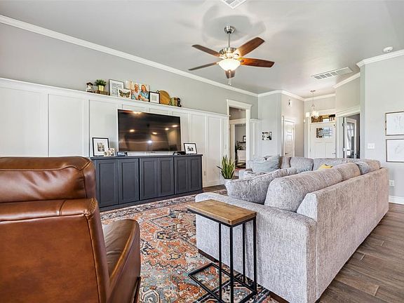 5th image of 10667 N Kickapoo Ave