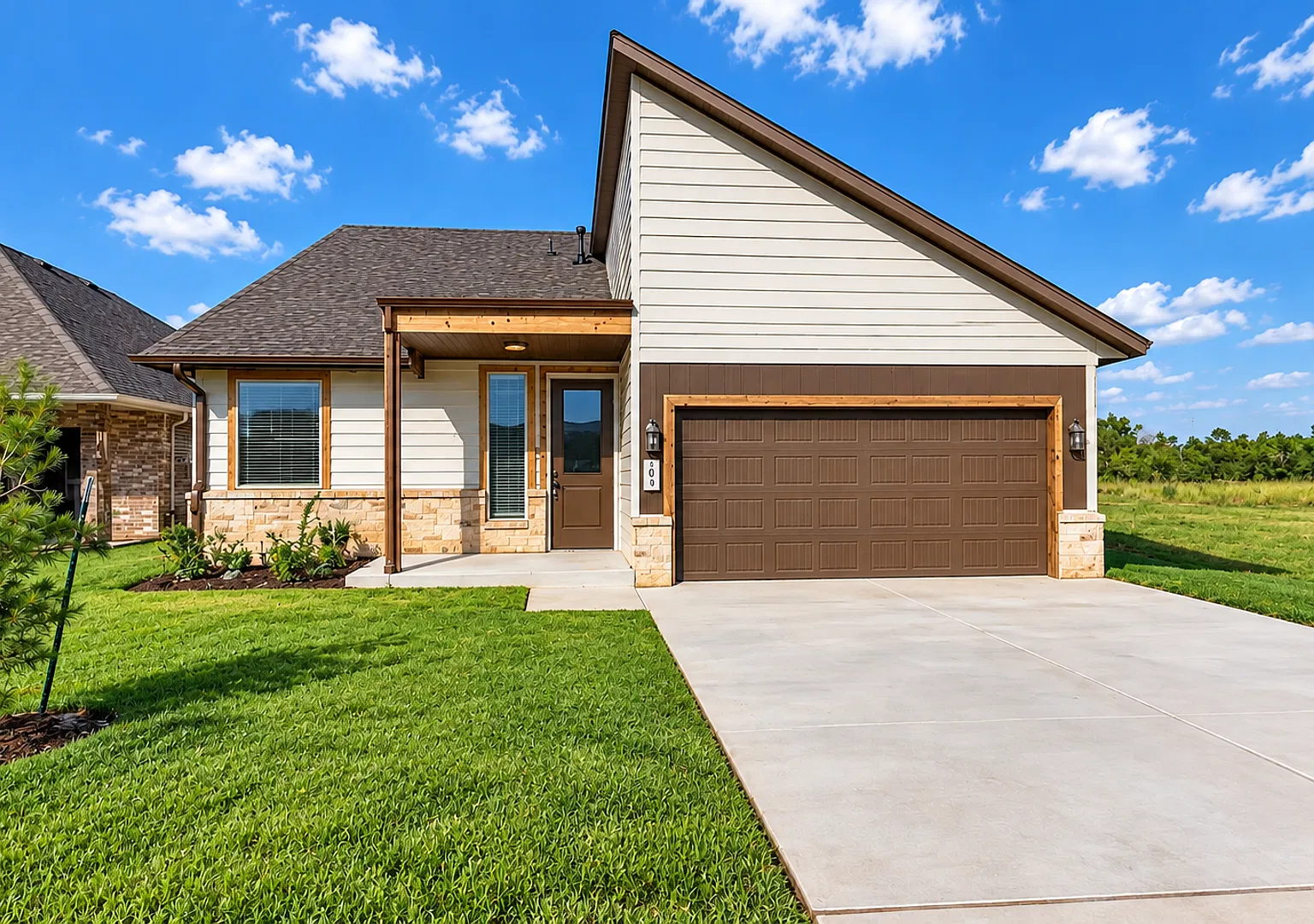 Spacious 4-Bedroom Home with 3 Full Bathrooms & 2-Car Garage in Yukon, OK! — Photo 1