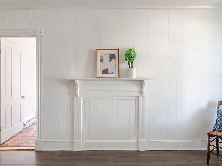 1215 Walnut St — Photo 3