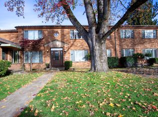 3801 SE Morrison St APT 8, Portland, OR