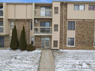 30475 W Forteen Mile Rd APT 77, Farmington Hills, MI 48334