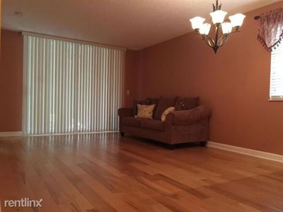 3138 Via Poinciana APT 217, Lake Worth, FL, 33467