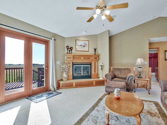 5th image of 1174 N Victor Ct