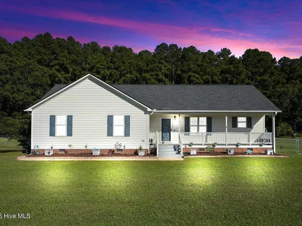 110 Hilltop Drive, Four Oaks, NC 27524