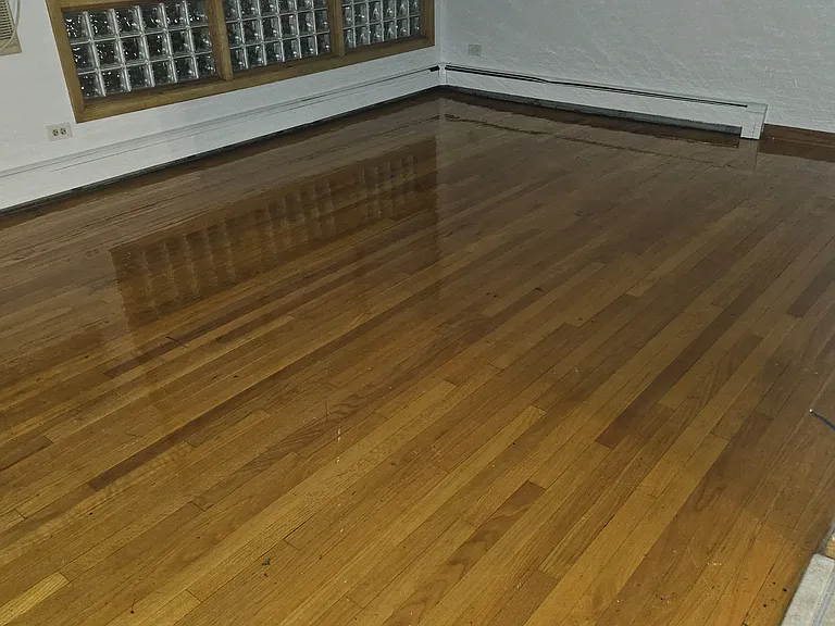 Gregory St — Photo 10