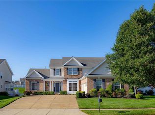 1026 Pearview Dr, Saint Peters, MO 63376