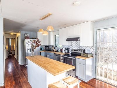 75-187 Kalani St, Kailua Kona, HI, 96740