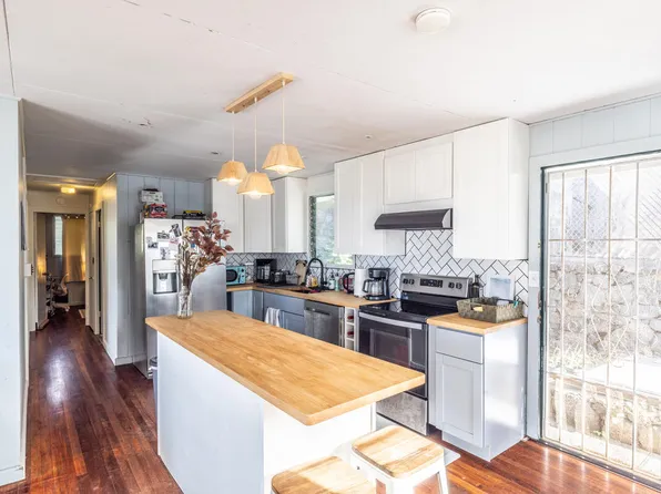 75-187 Kalani St, Kailua Kona, HI 96740