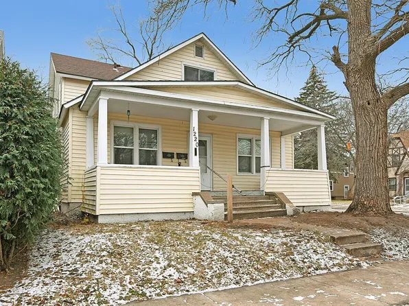 1220 8th St S, Saint Cloud, MN 56301