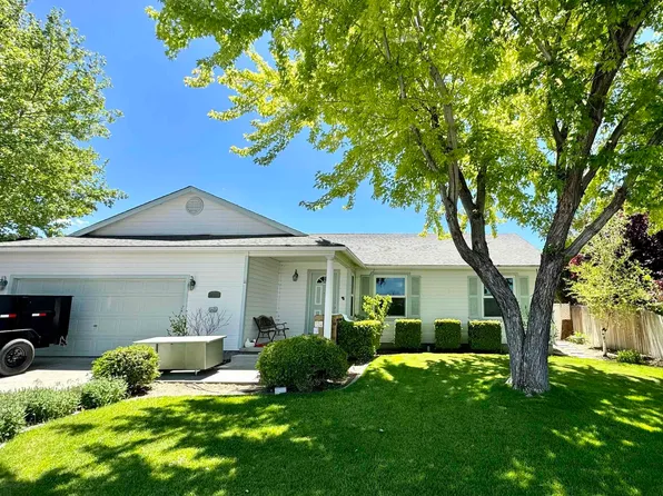 5272 Offenhauser Dr, Winnemucca, NV 89445