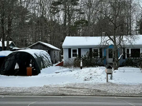 89 Sebago Road, Naples, ME 04055