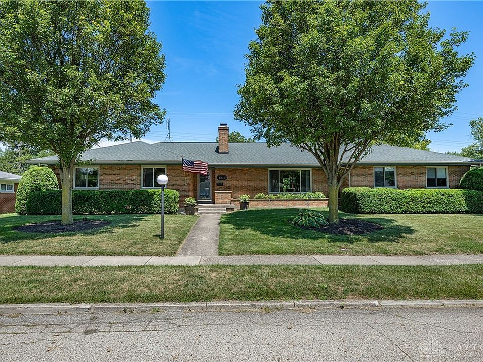 1st image of 641 Larriwood Ave