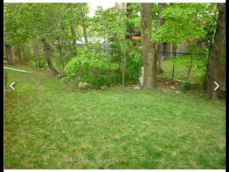 95 Westmeadow Dr — Photo 13