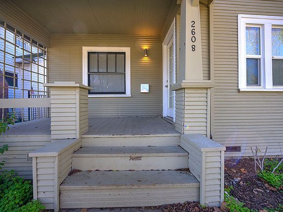 3rd image of 2608 41st St