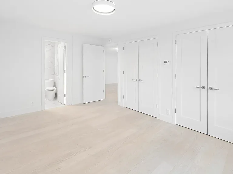 920 Park Ave #12B — Photo 9