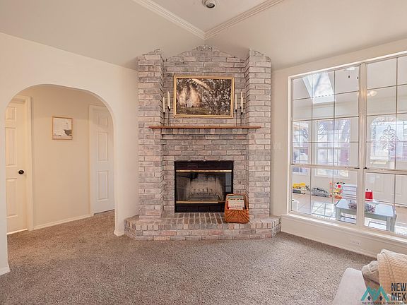 5th image of 2701 Putnam Dr