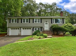 26 Claire Rd, Vernon, CT 06066