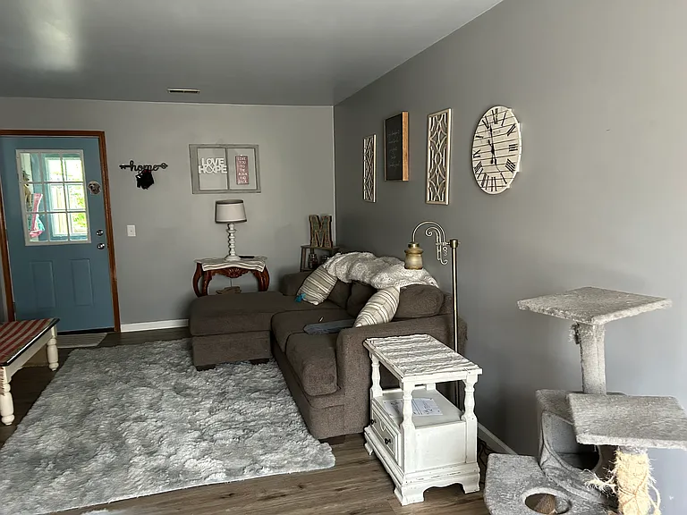 403 Sherman St #B — Photo 5
