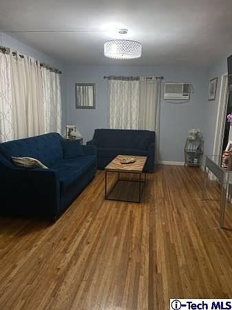 1st image of 1006 E Elk Ave #B