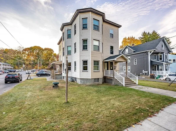 164-166 Walnut St, Agawam, MA 01001