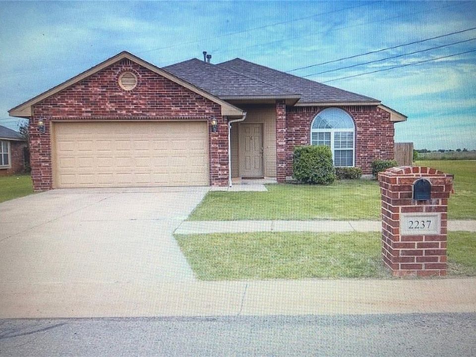 1st image of 2237 Scissortail Landing Dr