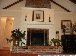 4327 Fleet Dr, Baton Rouge, LA 70809