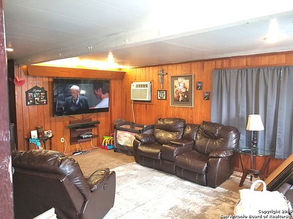 3rd image of 246 Longview Dr