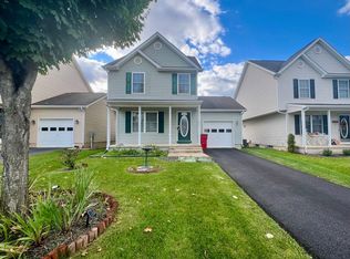 111 Peter Rabbit Dr, Ranson, WV 25438