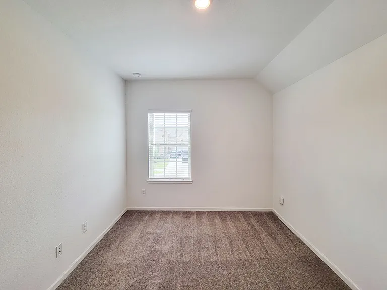 9422 Vista Falls Trce — Photo 19