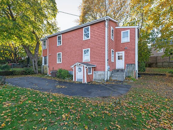 4th image of 30 Puritan Rd