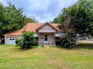 1000 N Morris St, Gainesville, TX 76240